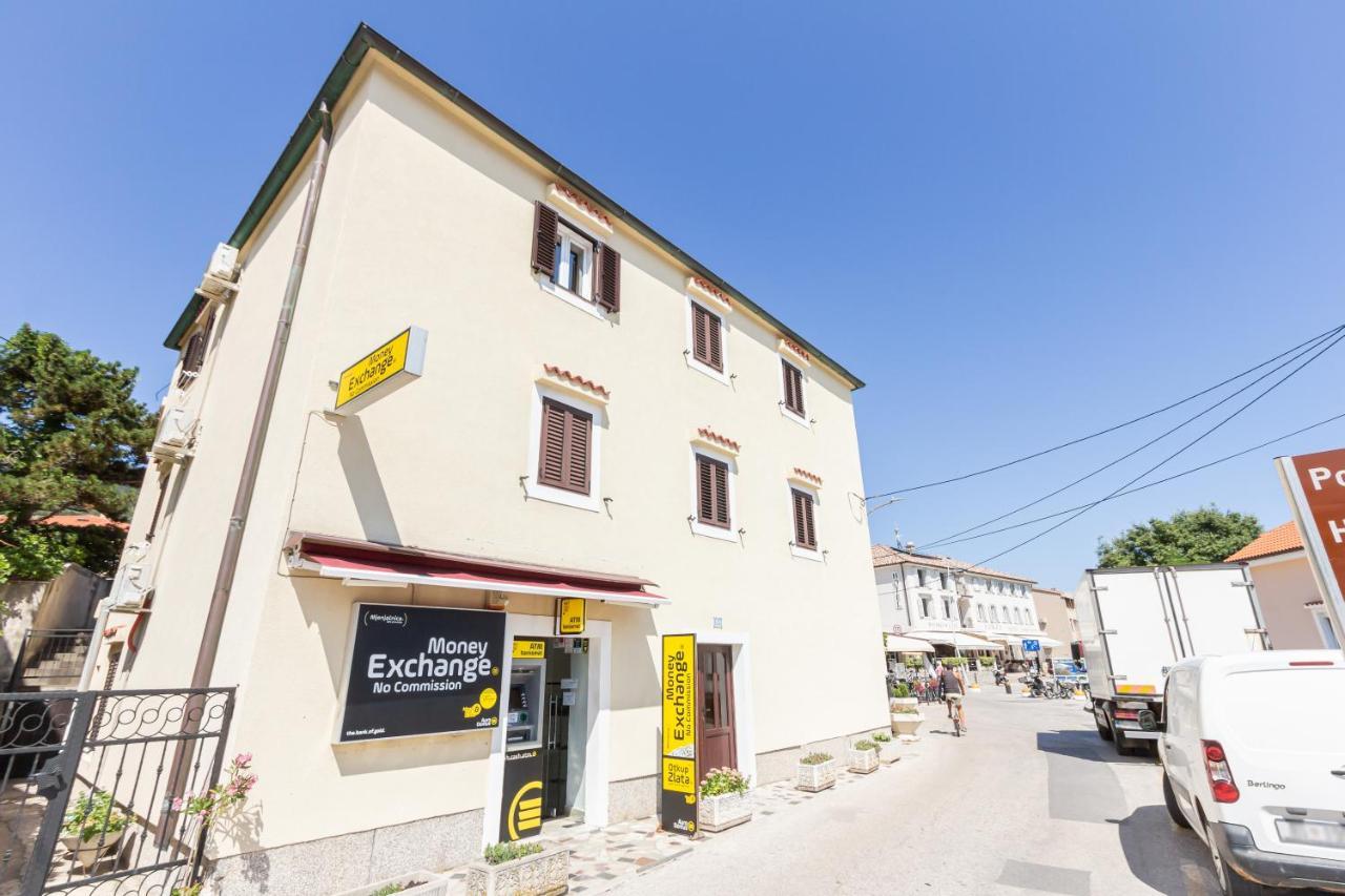 Apartments Marin With Sea View Baska  Exterior photo