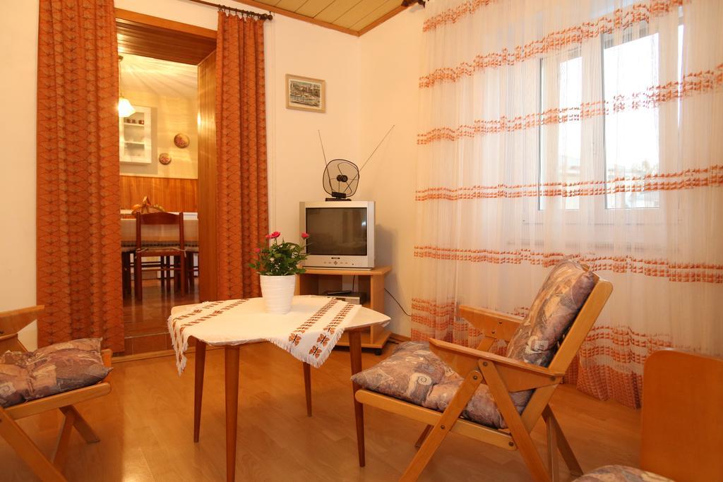 Apartments Marin With Sea View Baska  Exterior photo